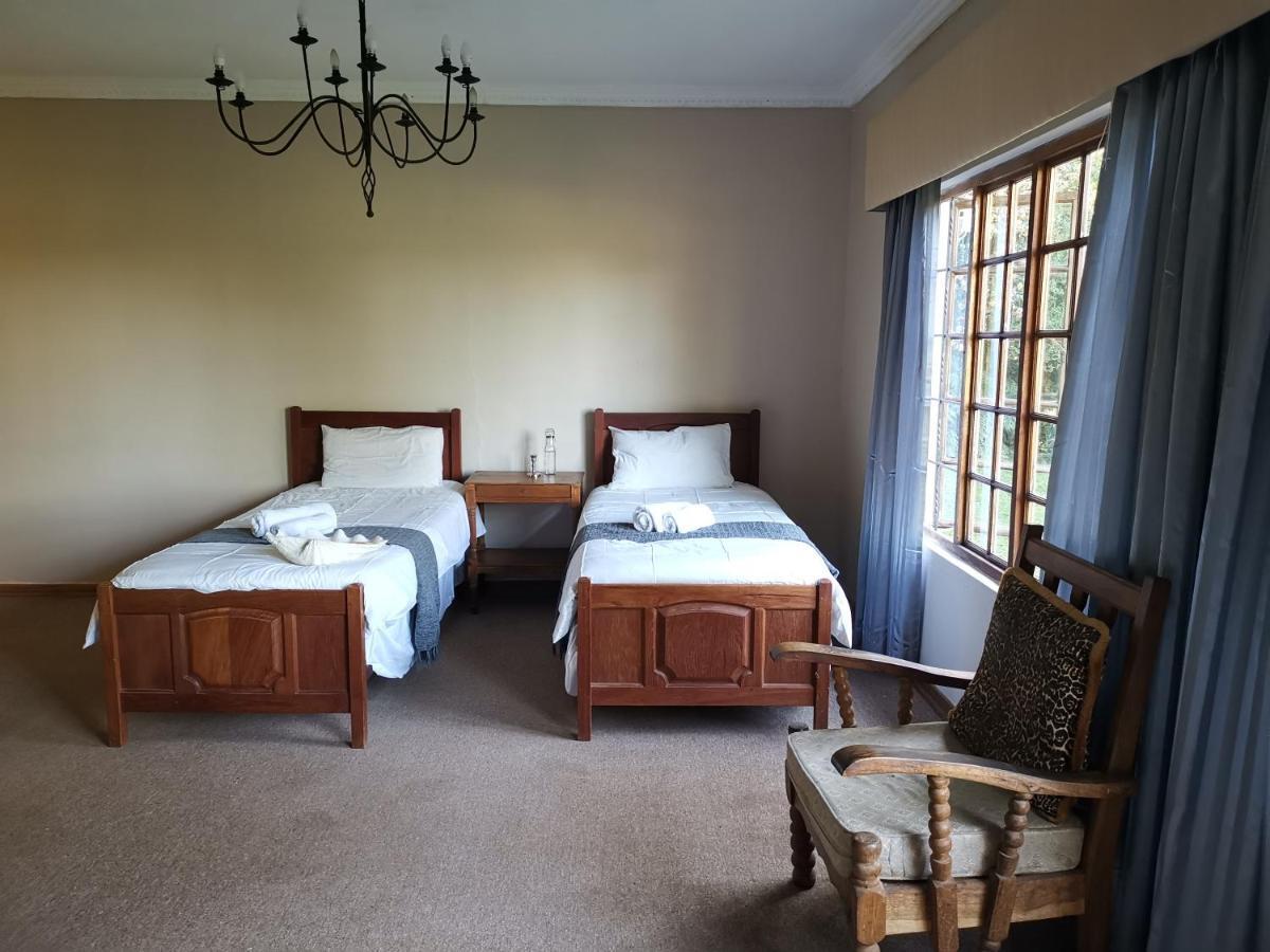 Drakensberg Bush Lodge And Backpackers Winterton Exterior photo